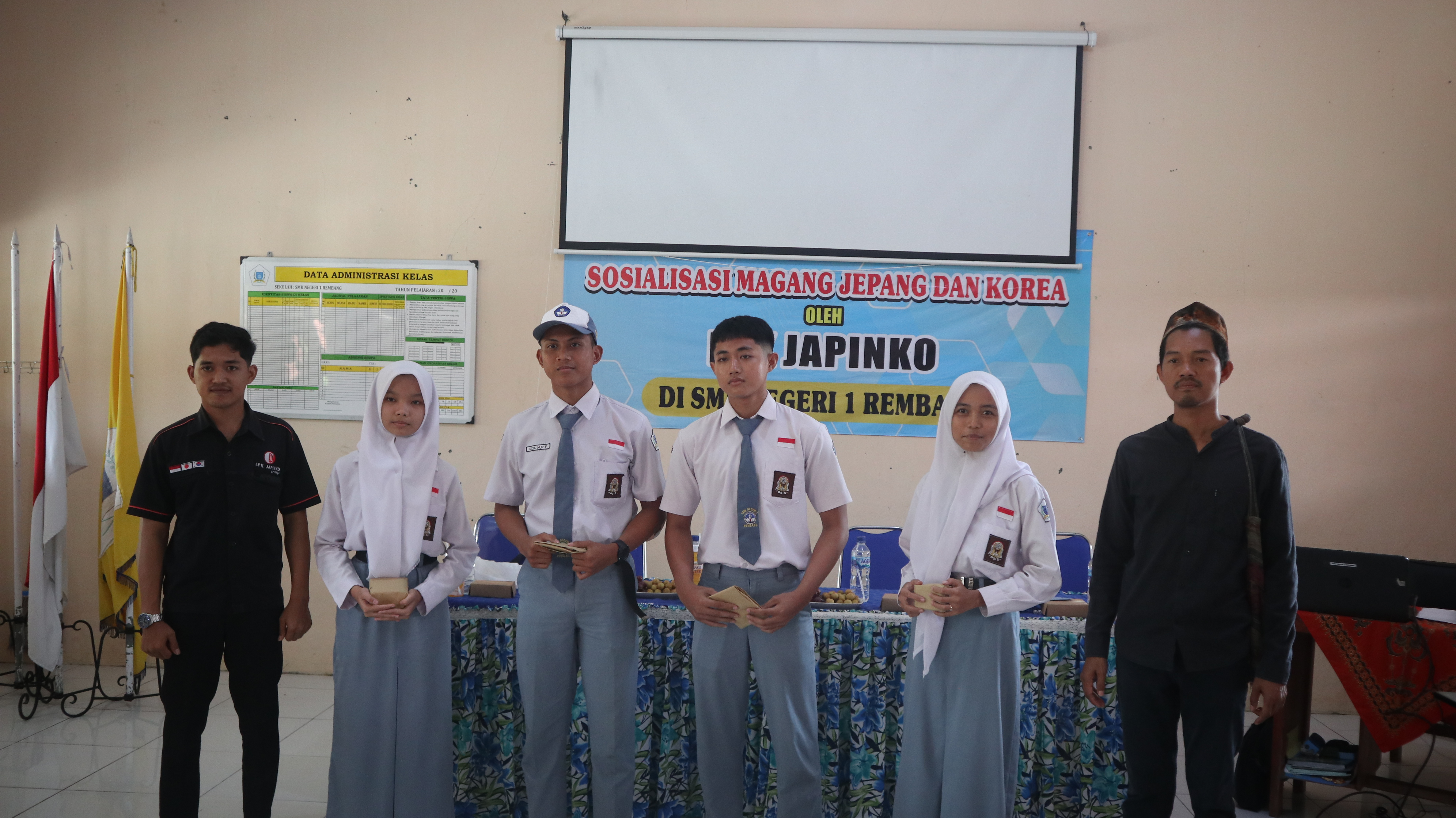 SOSIALISASI MAGANG JEPANG DAN KOREA DARI JAPINKO